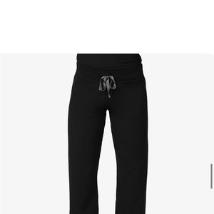 Figs scrubs set black